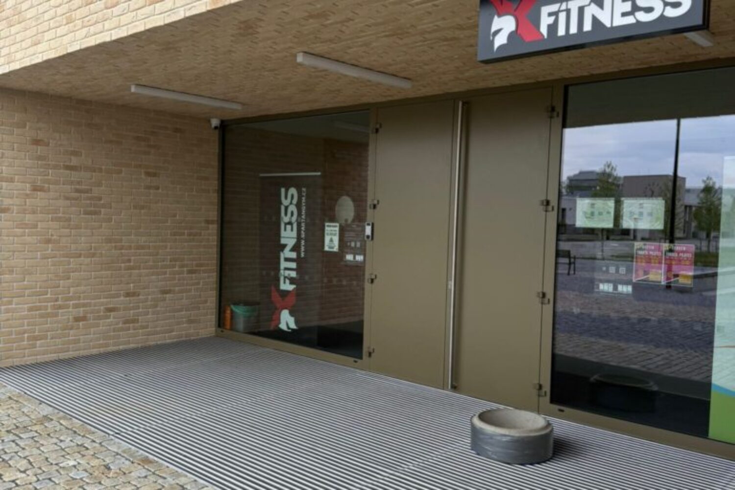 Okolí XFitness Lysolaje