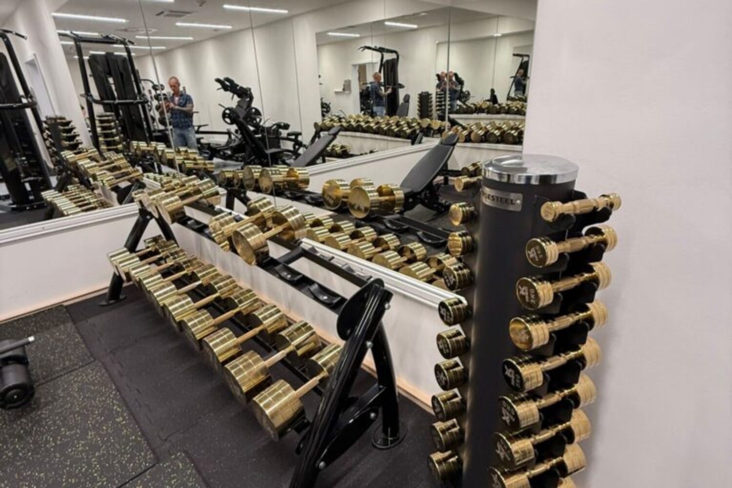 Zlaté jednoručky XFitness Lysolaje