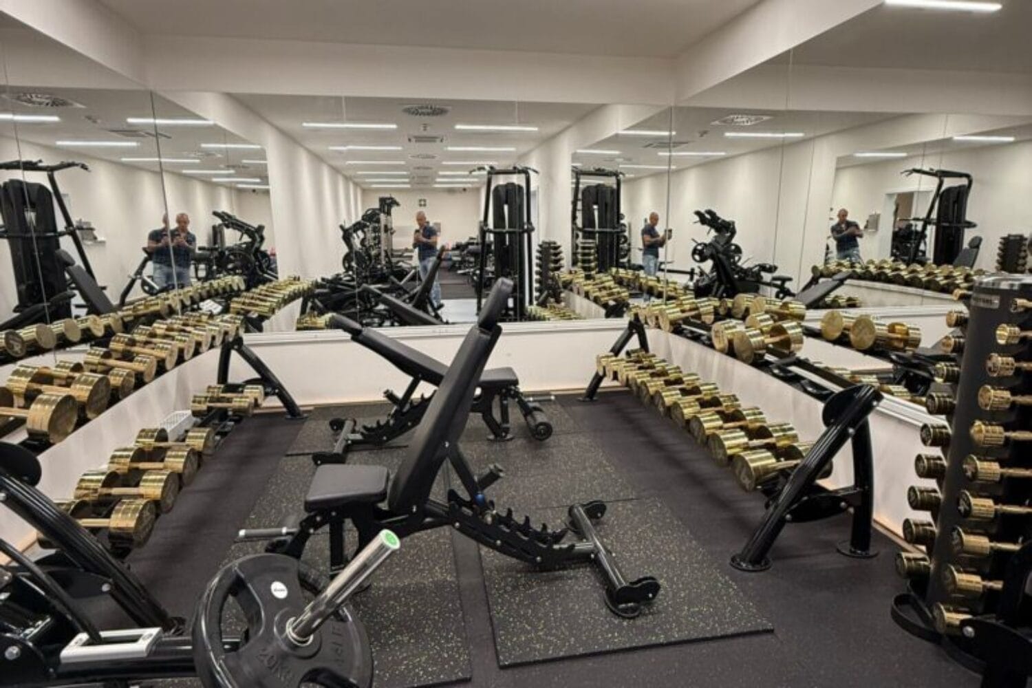 Zlaté jednoručky XFitness Lysolaje