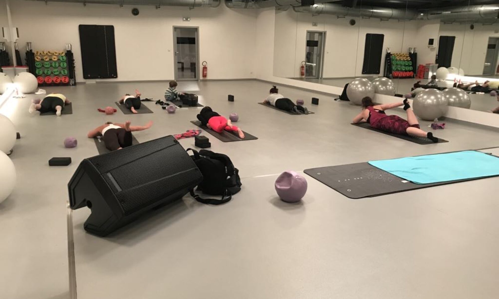 Power jóga Skupinová lekce Power jóga v XFitness Smíchov