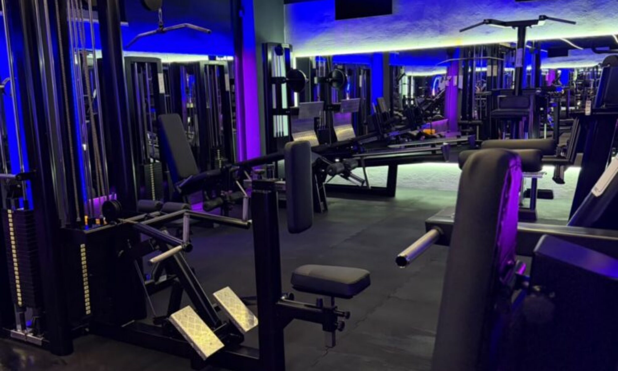 XFitness Barrandov stroje